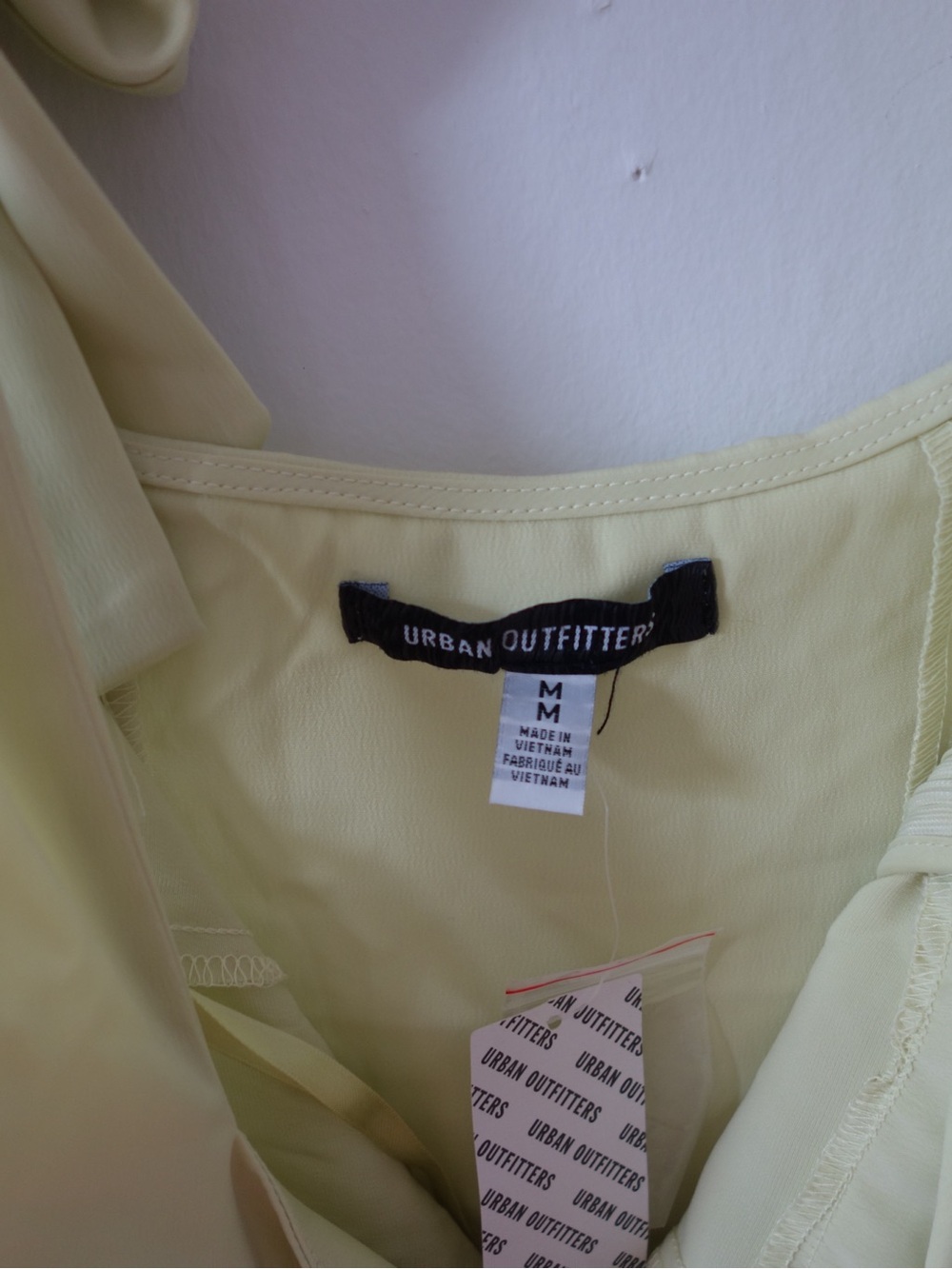 Urban Outfitters Light Lime Scoop Neck Cami - Picture 3 of 3